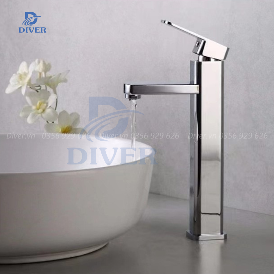 VÒI LAVABO VUÔNG MẠ CROM